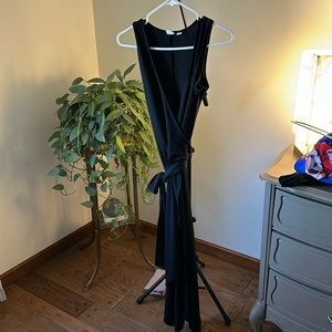 Gap women’s wrap maxi dress